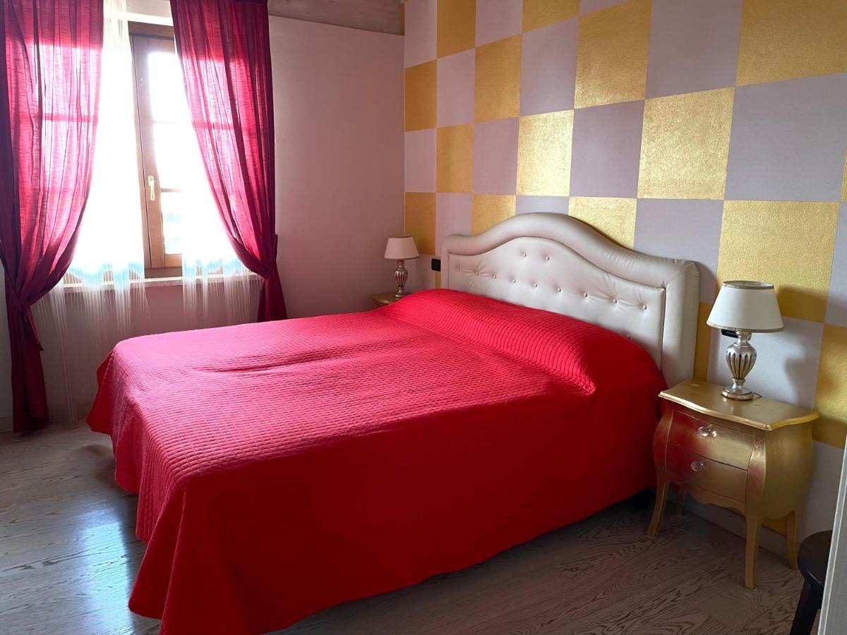 Residence Alexandra Stay Сирмионе Екстериор снимка
