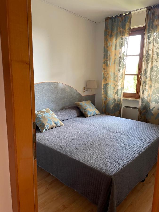 Residence Alexandra Stay Сирмионе Екстериор снимка
