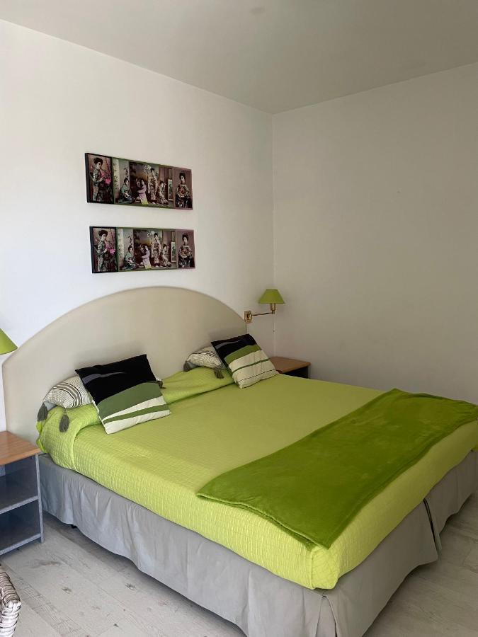 Residence Alexandra Stay Сирмионе Екстериор снимка
