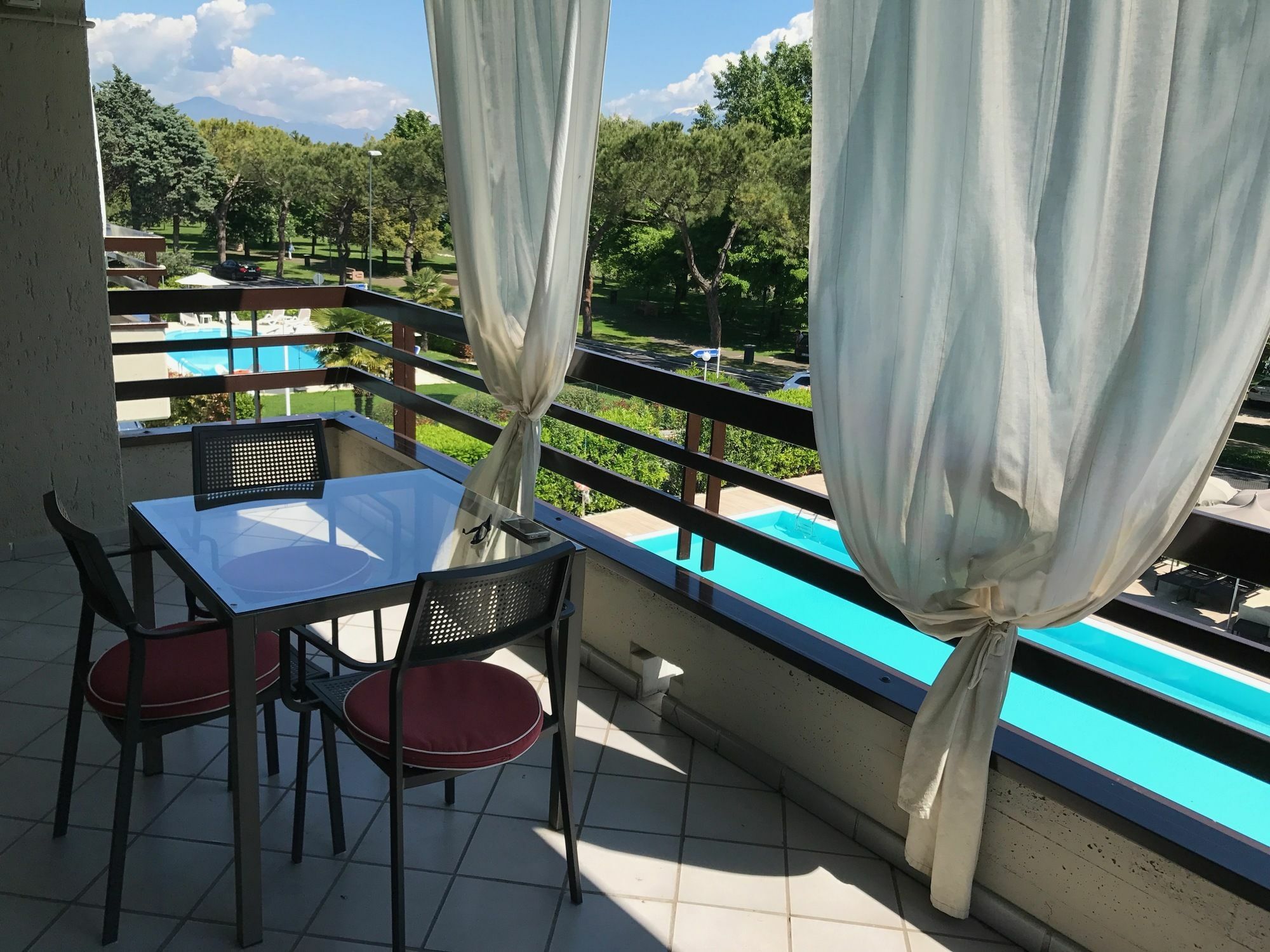 Residence Alexandra Stay Сирмионе Екстериор снимка